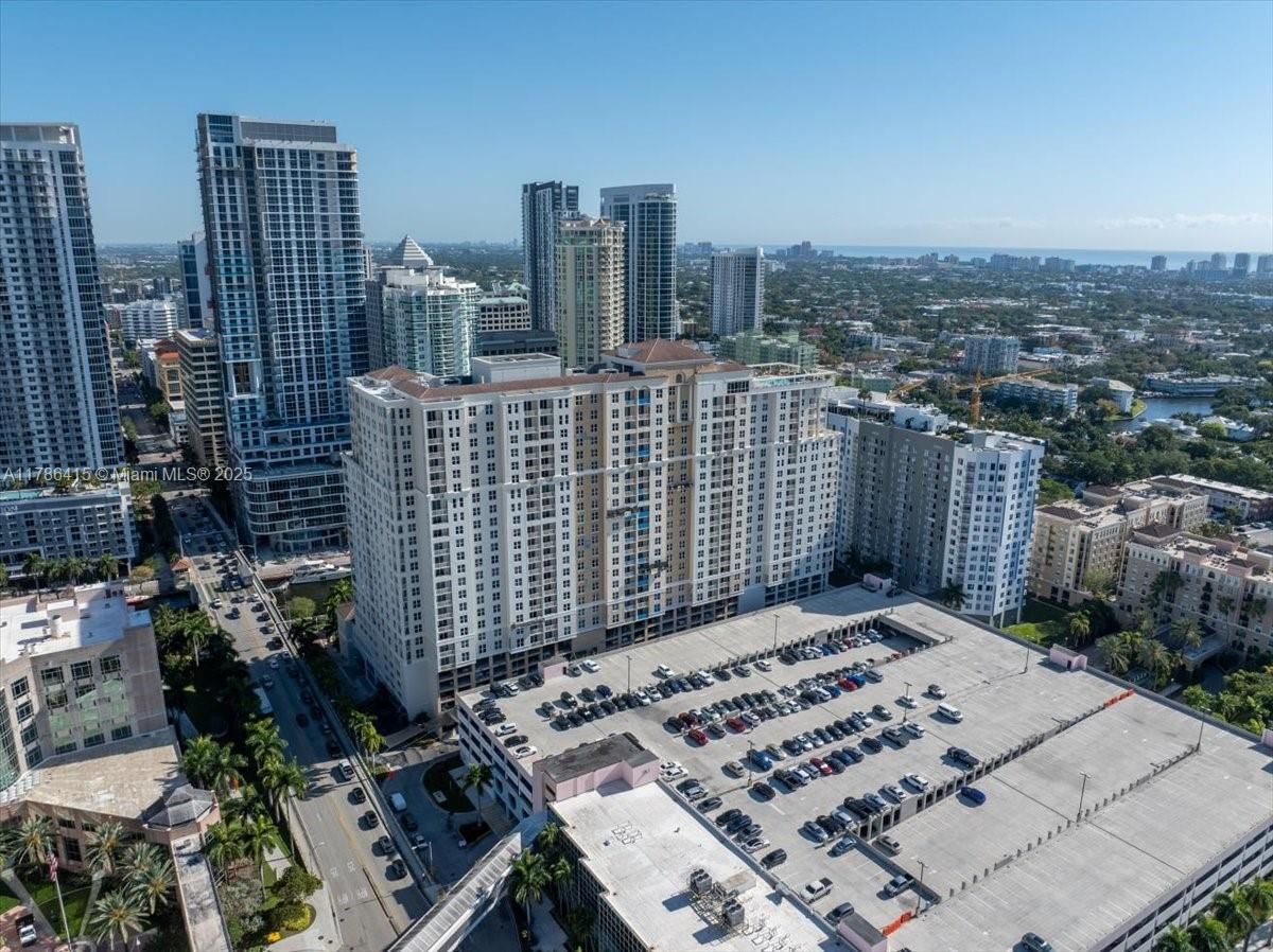 Real estate property located at 511 5th Ave #2109, Broward, Nuriver Landing Condo, Fort Lauderdale, FL