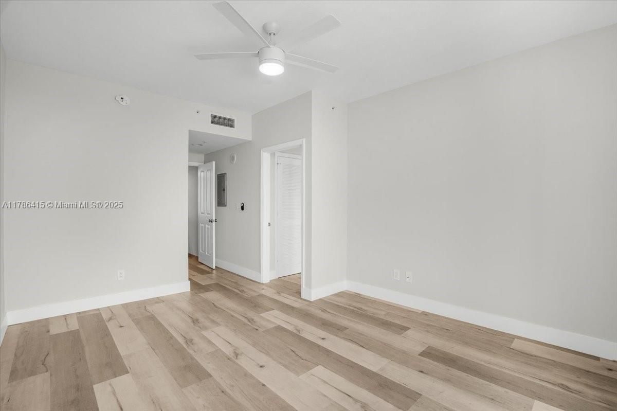 Real estate property located at 511 5th Ave #2109, Broward, Nuriver Landing Condo, Fort Lauderdale, FL