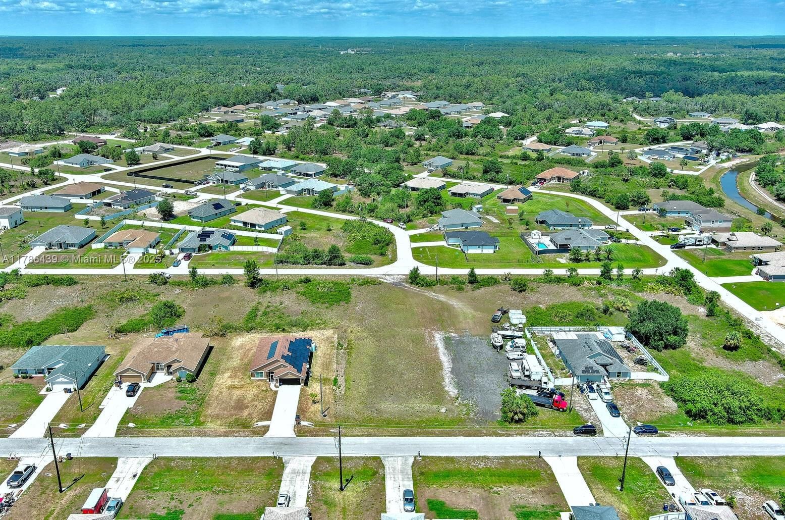 Real estate property located at 548 WINDERMERE DR, Lee, Lehigh Acres, Lehigh Acres, FL