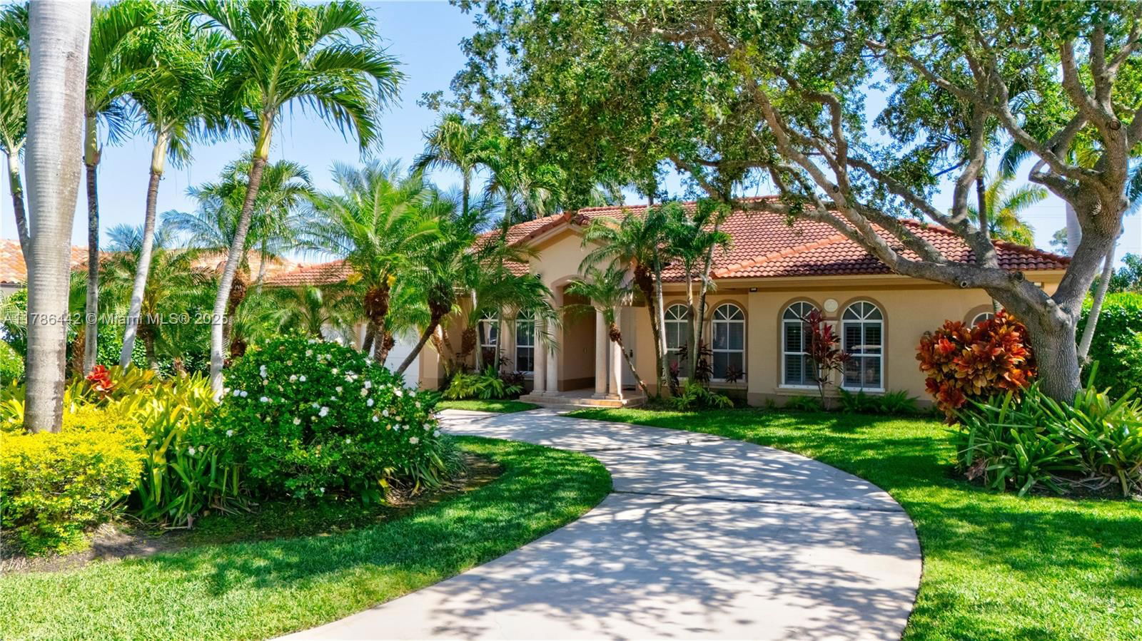 Real estate property located at 8366 193rd St, Miami-dade, Old Cutler Meadow Amend, Cutler Bay, FL