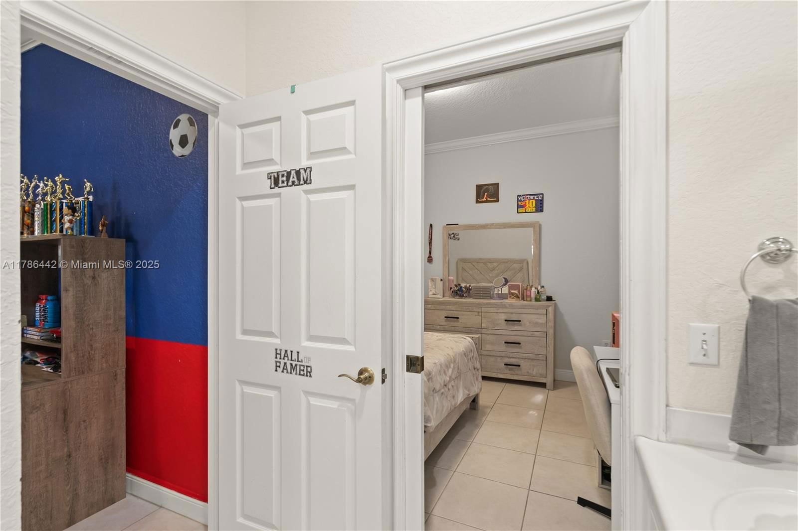Real estate property located at 8366 193rd St, Miami-dade, Old Cutler Meadow Amend, Cutler Bay, FL