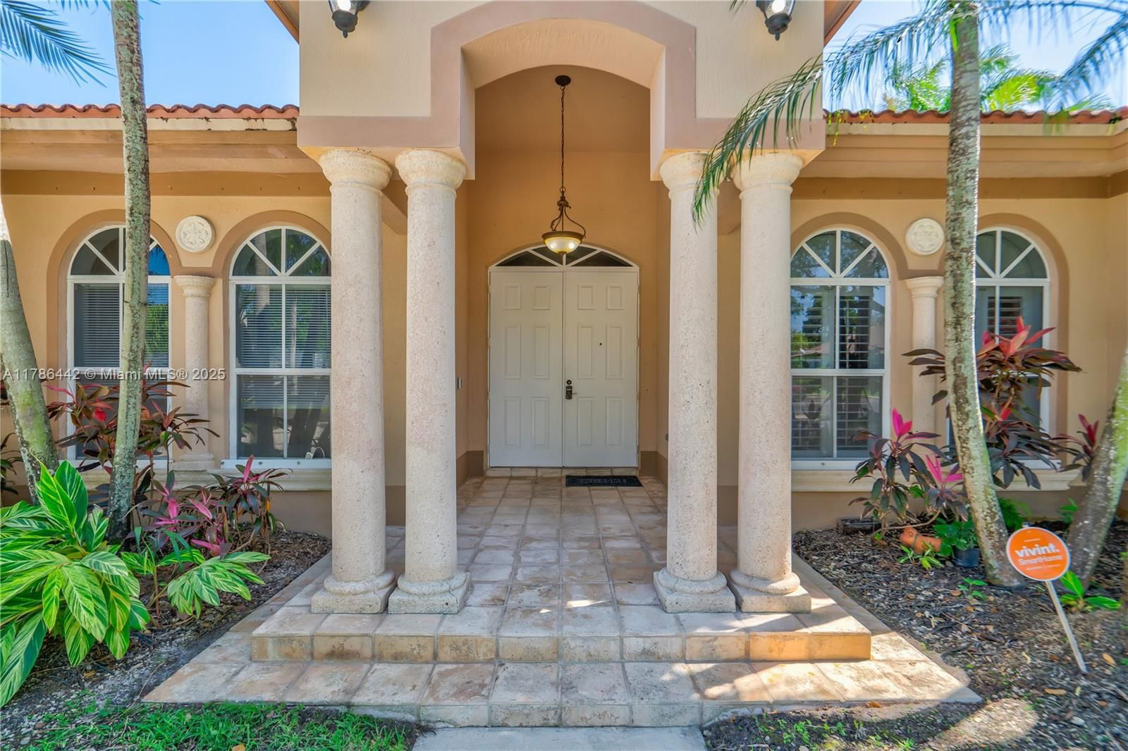 Real estate property located at 8366 193rd St, Miami-dade, Old Cutler Meadow Amend, Cutler Bay, FL