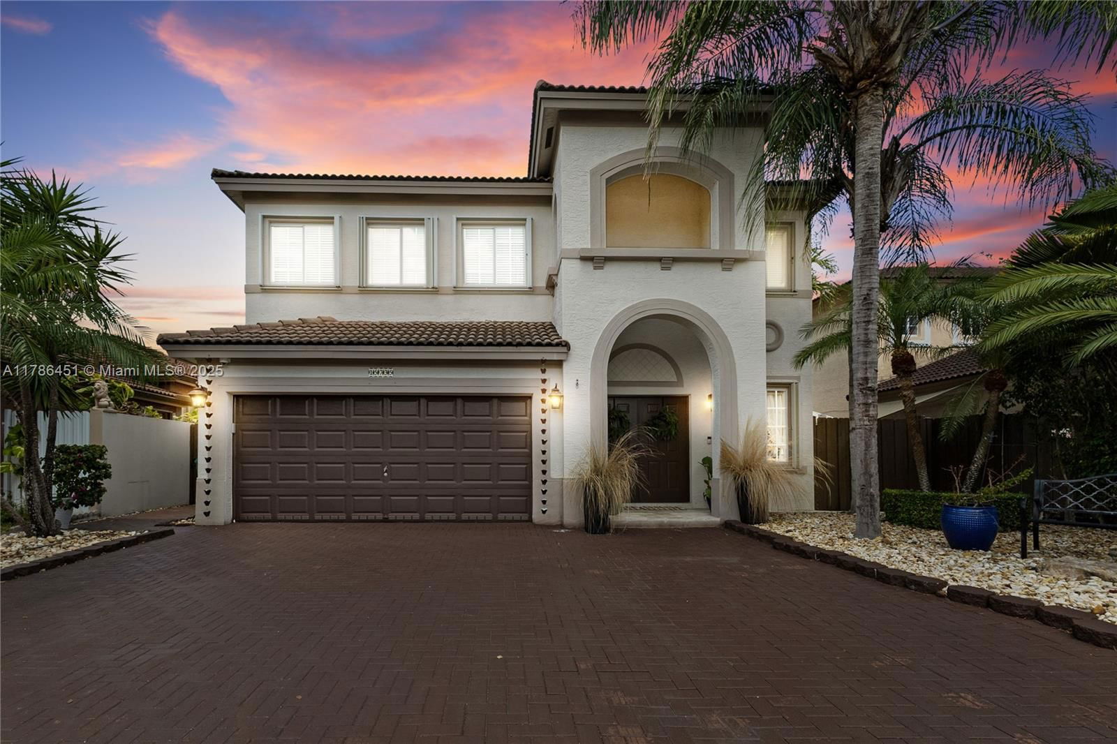 Real estate property located at 15735 139th St, Miami-dade, Milon Venture, Miami, FL