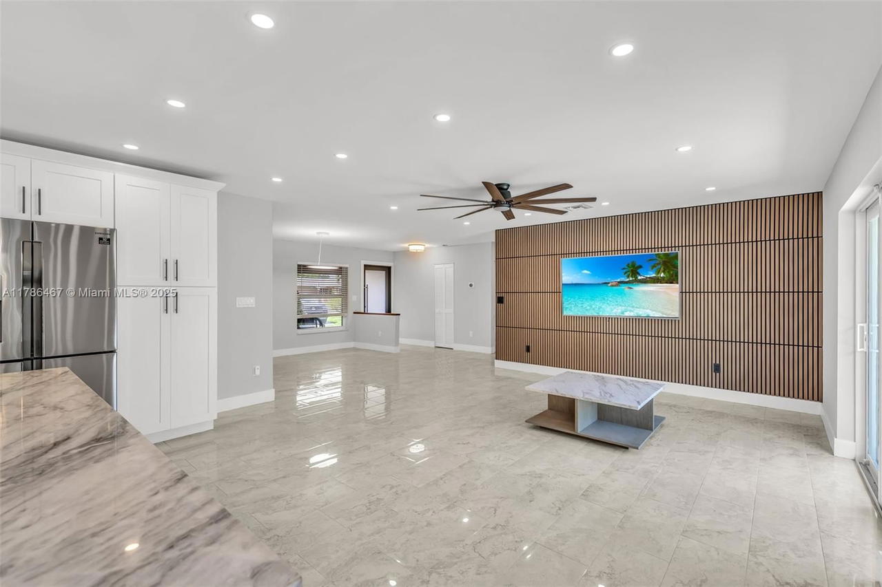 Real estate property located at 12501 10th Ct, Broward, Orange Tree Homes, Davie, FL