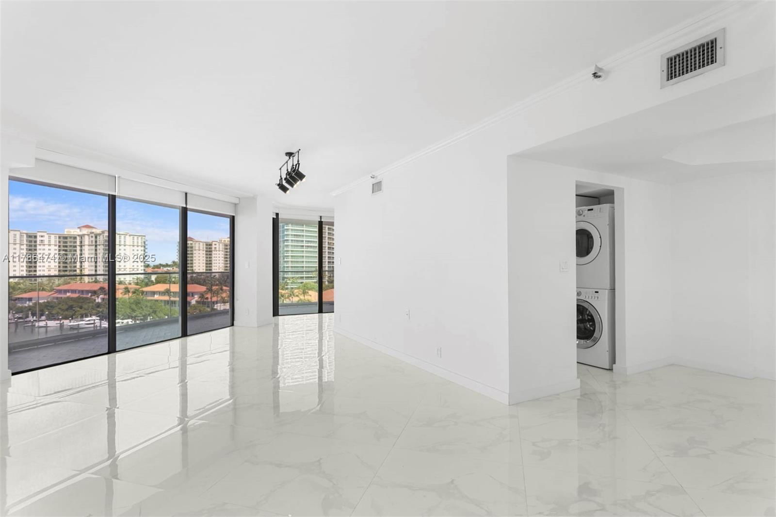 Real estate property located at 19707 Turnberry Way #8B, Miami-dade, Turnberry Isle Condo, Aventura, FL