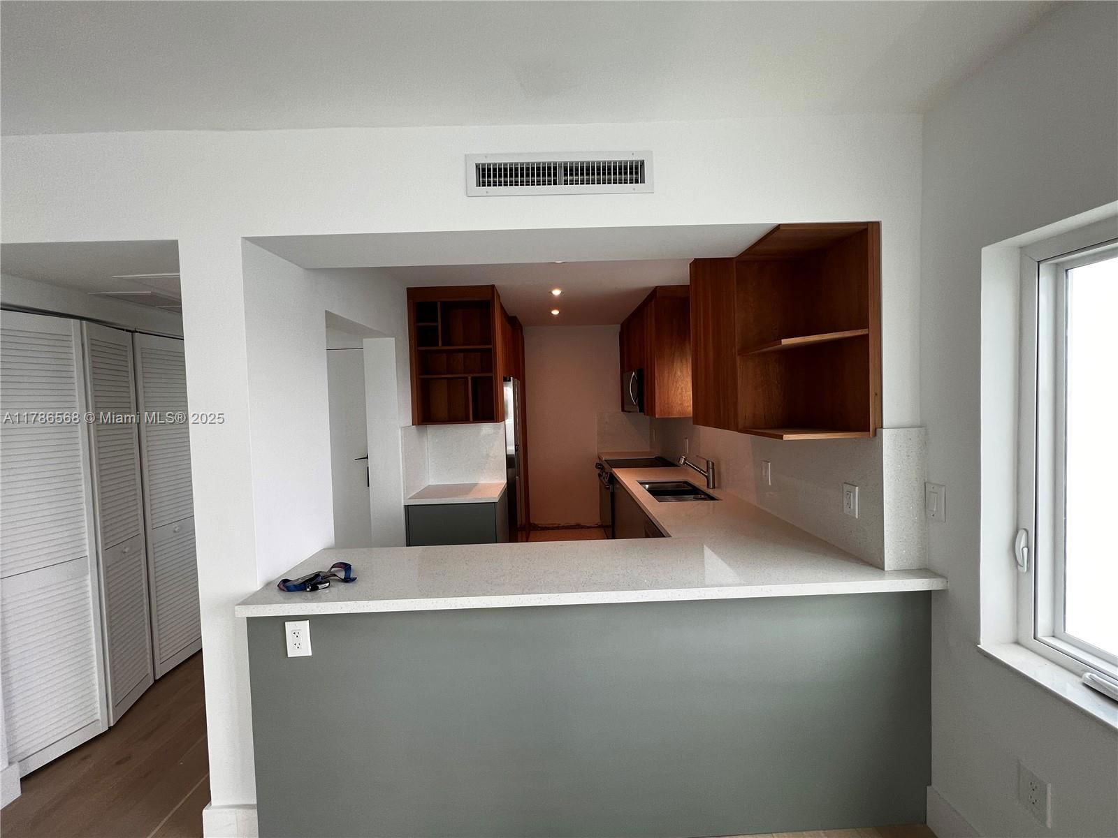 Real estate property located at 10300 Bay Harbor Dr #9D, Miami-dade, Coral Sea Towers Co-op, Bay Harbor Islands, FL