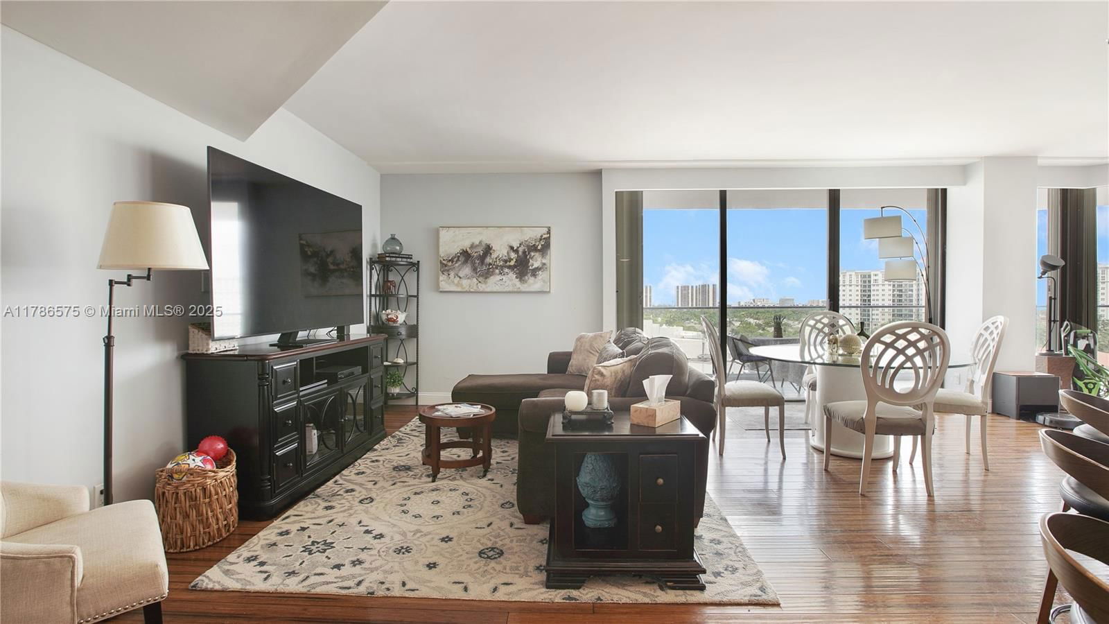 Real estate property located at 19707 Turnberry Way #10AB, Miami-dade, Turnberry Isle Condo, Aventura, FL