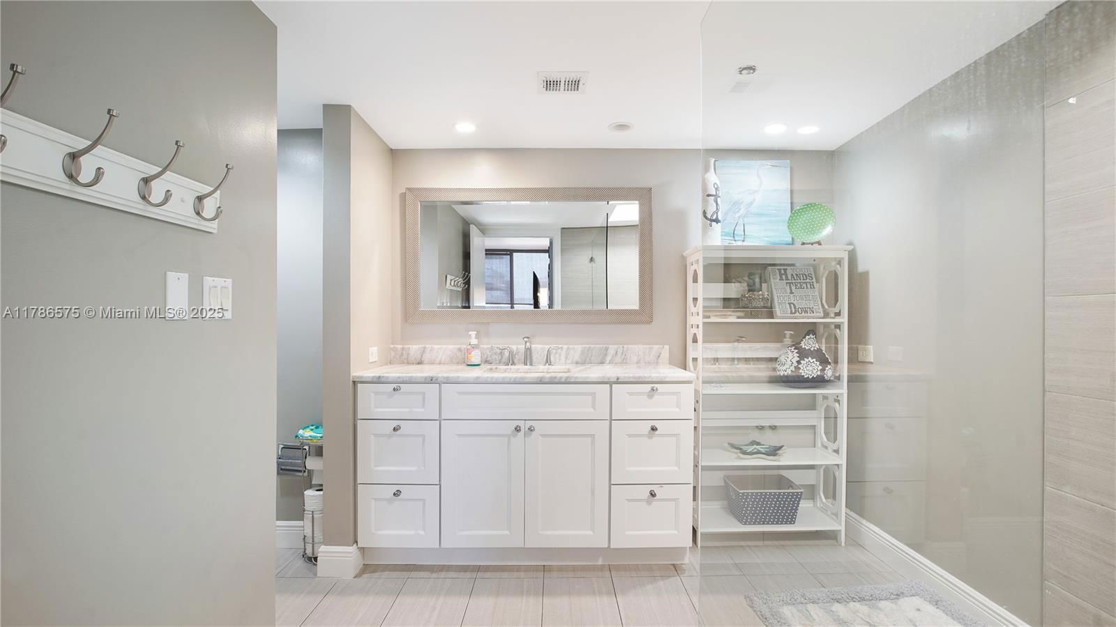 Real estate property located at 19707 Turnberry Way #10AB, Miami-dade, Turnberry Isle Condo, Aventura, FL