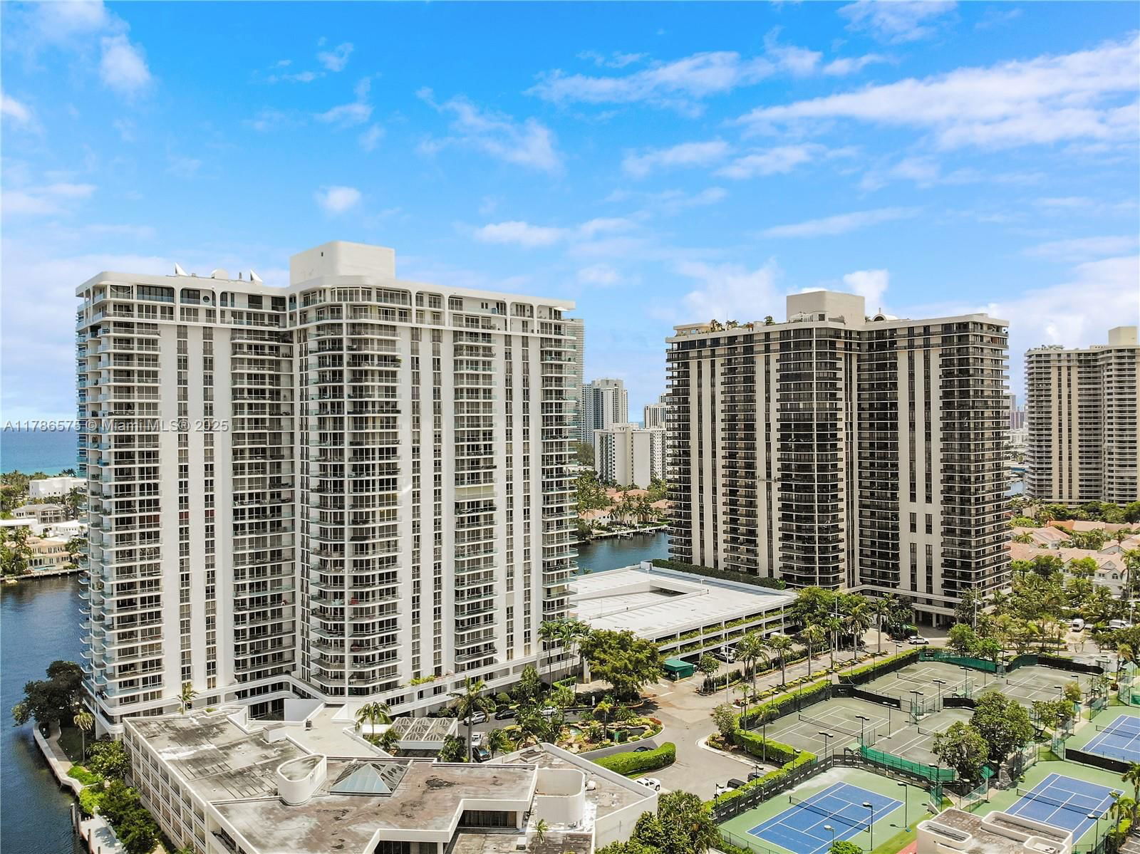 Real estate property located at 19707 Turnberry Way #10AB, Miami-dade, Turnberry Isle Condo, Aventura, FL