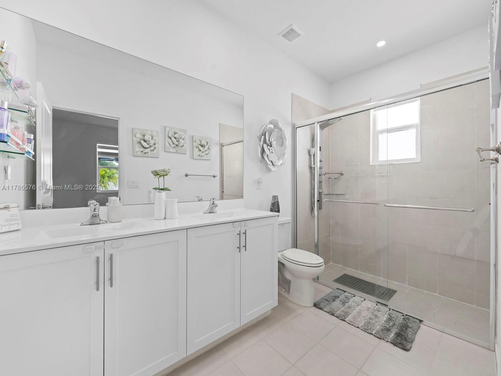 Real estate property located at 13503 184th Ter, Miami-dade, Caple Farms North, Miami, FL