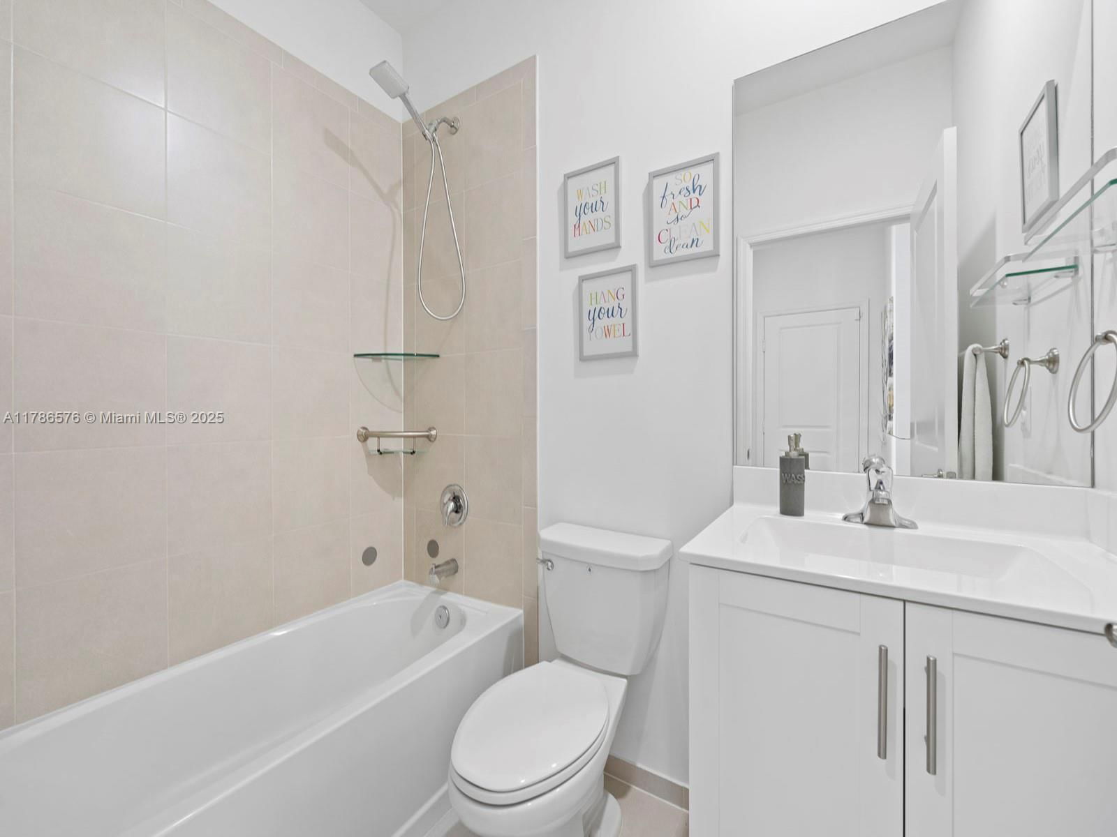 Real estate property located at 13503 184th Ter, Miami-dade, Caple Farms North, Miami, FL