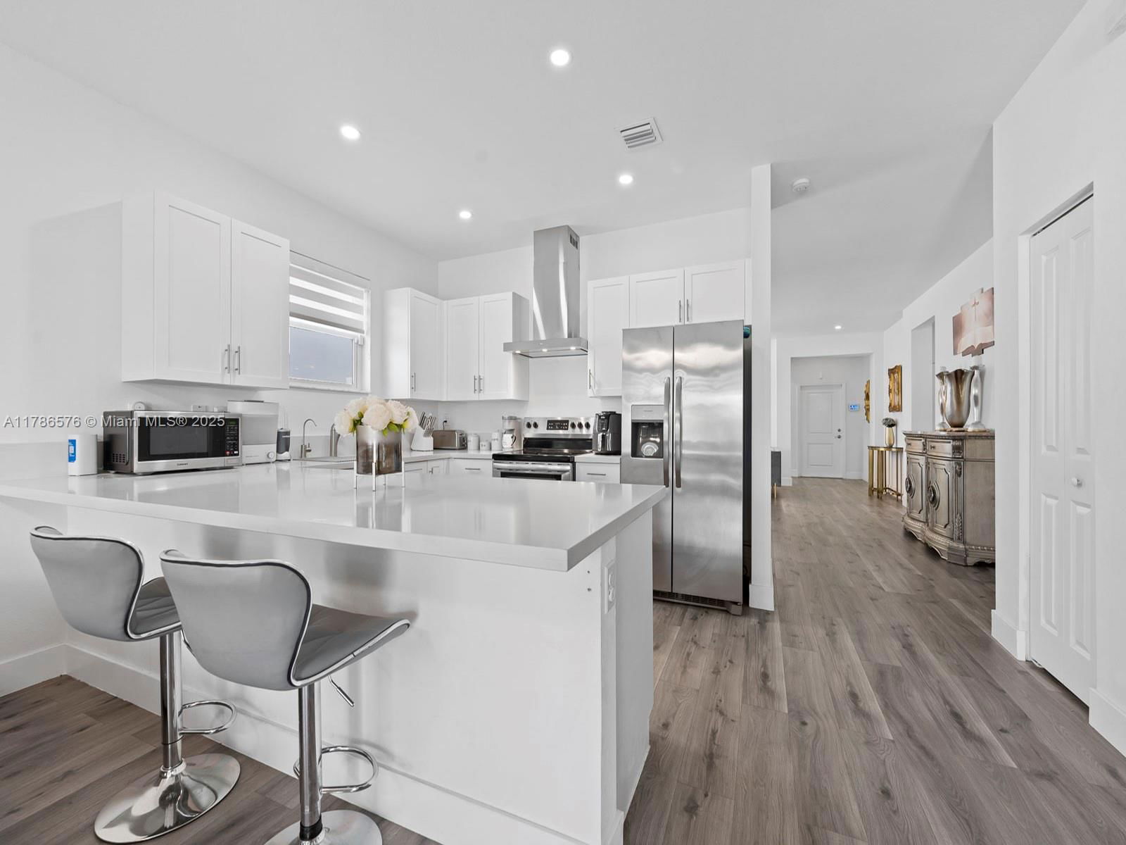Real estate property located at 13503 184th Ter, Miami-dade, Caple Farms North, Miami, FL