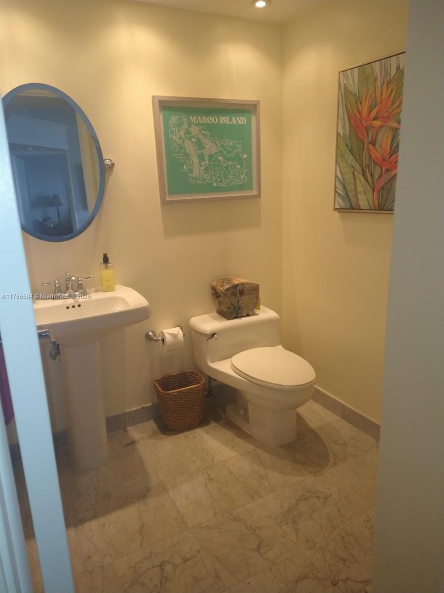 Real estate property located at 9341 Collins Ave #806, Miami-dade, Marbella Condo, Surfside, FL