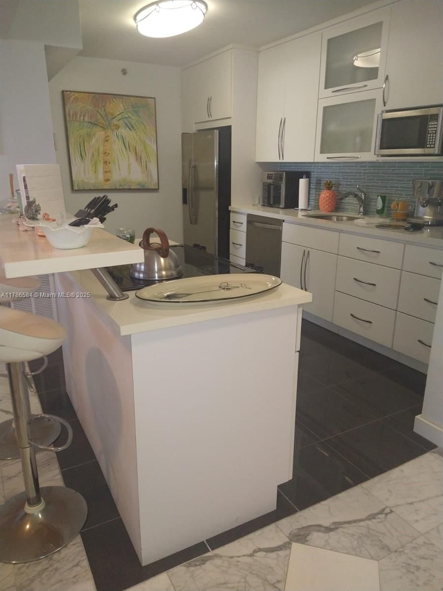Real estate property located at 9341 Collins Ave #806, Miami-dade, Marbella Condo, Surfside, FL