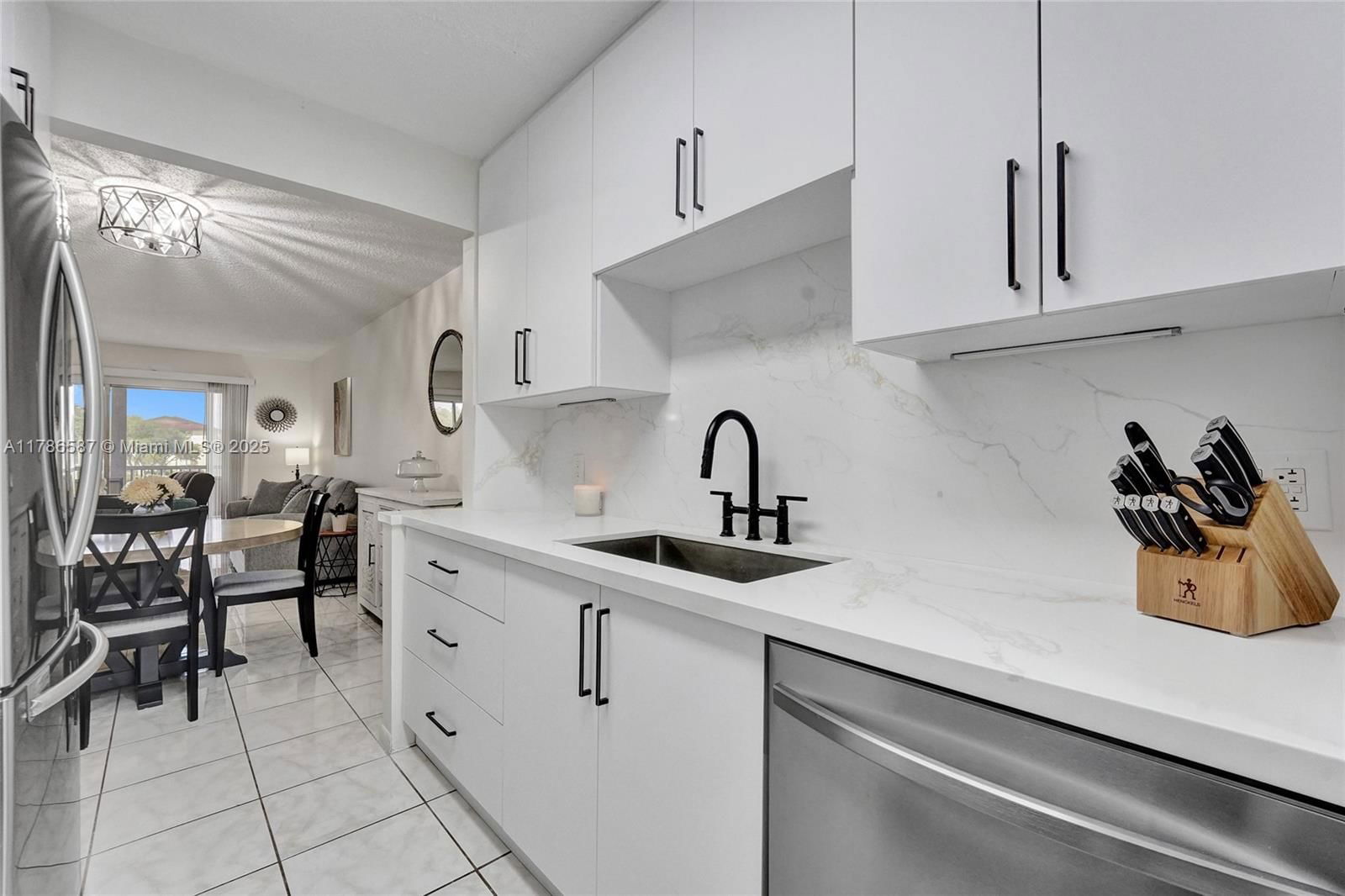 Real estate property located at 12950 13th St #202D, Broward, Hawthorne At Century Vill, Pembroke Pines, FL