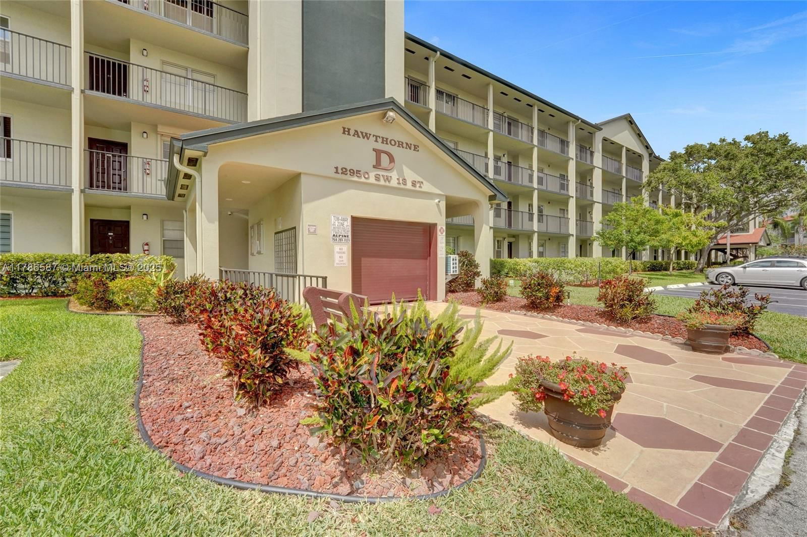 Real estate property located at 12950 13th St #202D, Broward, Hawthorne At Century Vill, Pembroke Pines, FL