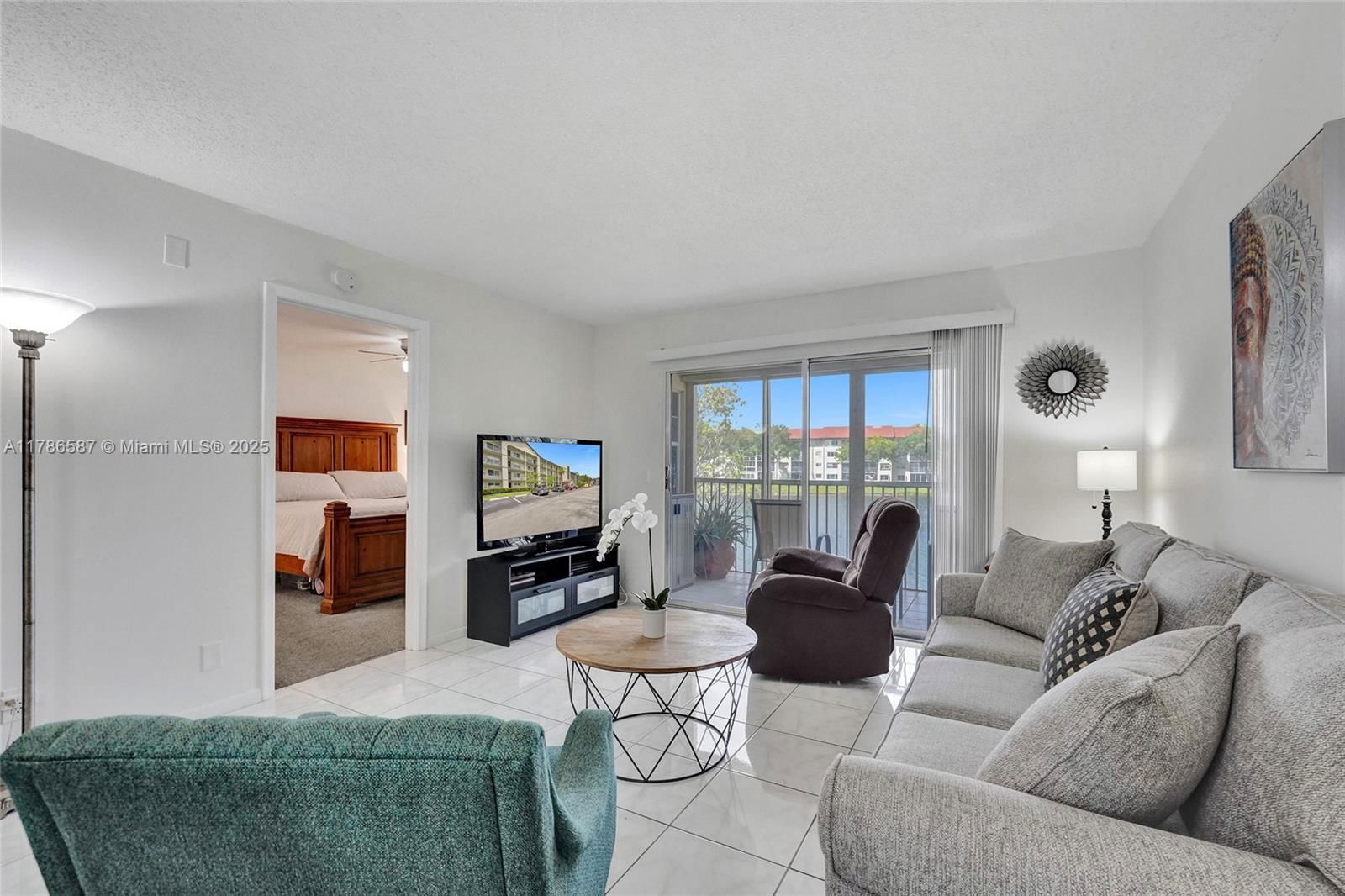 Real estate property located at 12950 13th St #202D, Broward, Hawthorne At Century Vill, Pembroke Pines, FL