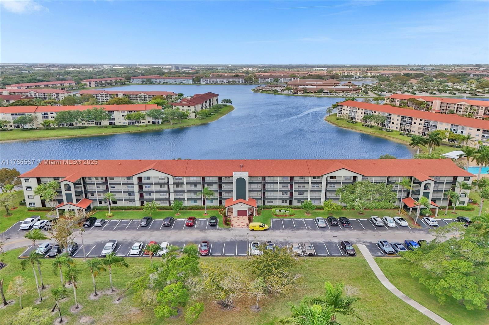 Real estate property located at 12950 13th St #202D, Broward, Hawthorne At Century Vill, Pembroke Pines, FL