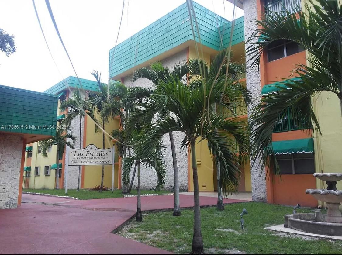 Real estate property located at 666 81st St #127, Miami-dade, Las Estrellas Condo, Hialeah, FL