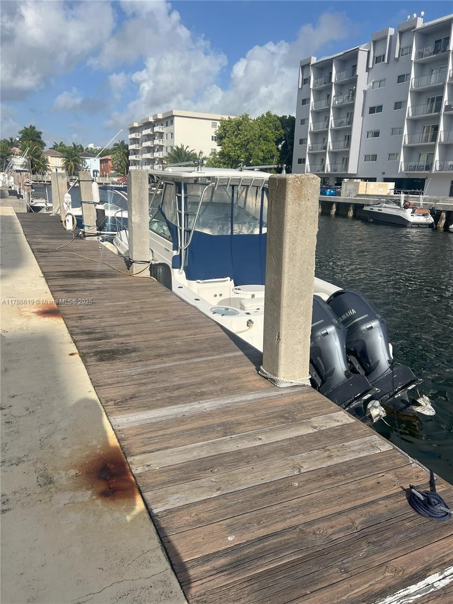 Real estate property located at 3665 167th St #308, Miami-dade, Caribbean House Condo, North Miami Beach, FL
