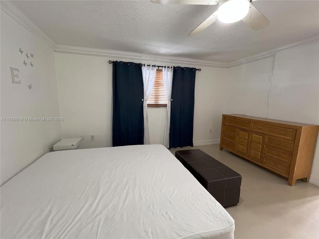 Real estate property located at 3665 167th St #308, Miami-dade, Caribbean House Condo, North Miami Beach, FL