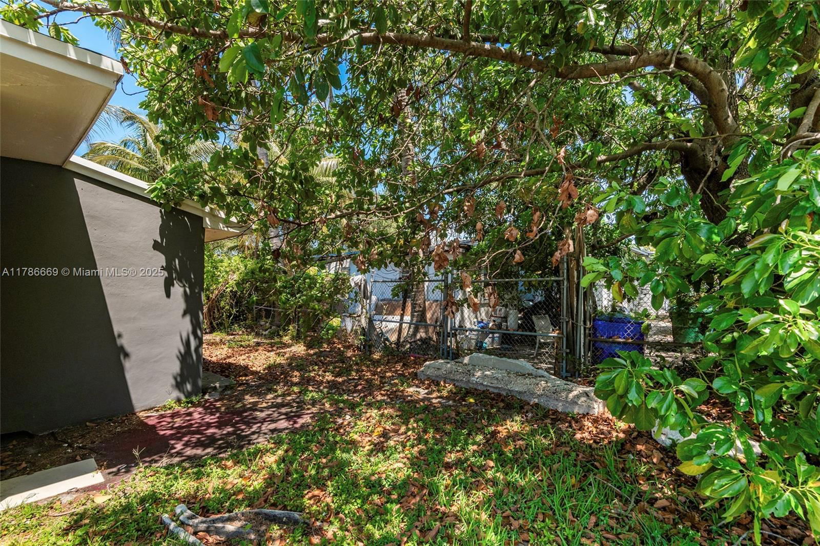Real estate property located at 171 70th St, Miami-dade, Dupont Square, Miami, FL
