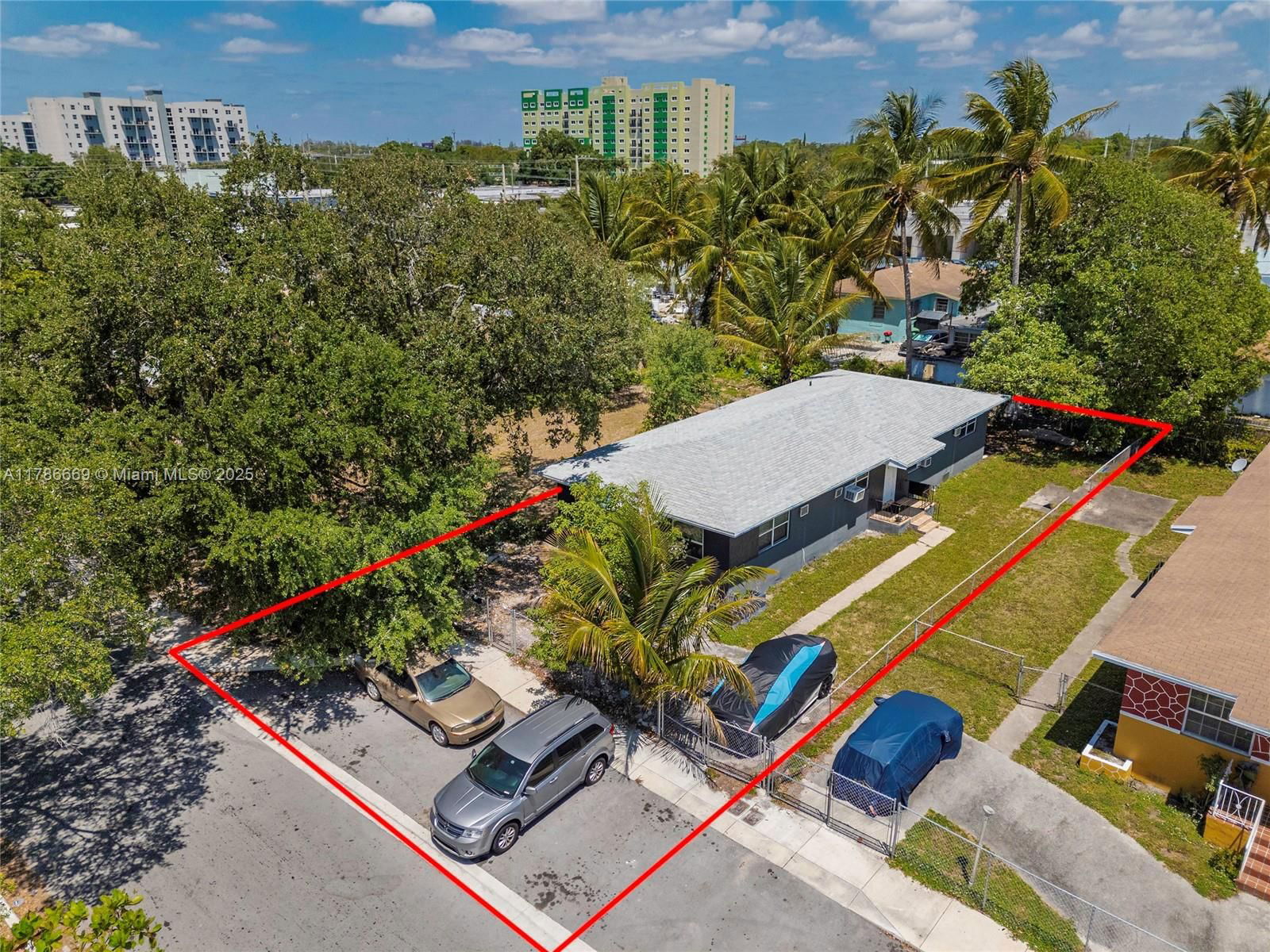 Real estate property located at 171 70th St, Miami-dade, Dupont Square, Miami, FL