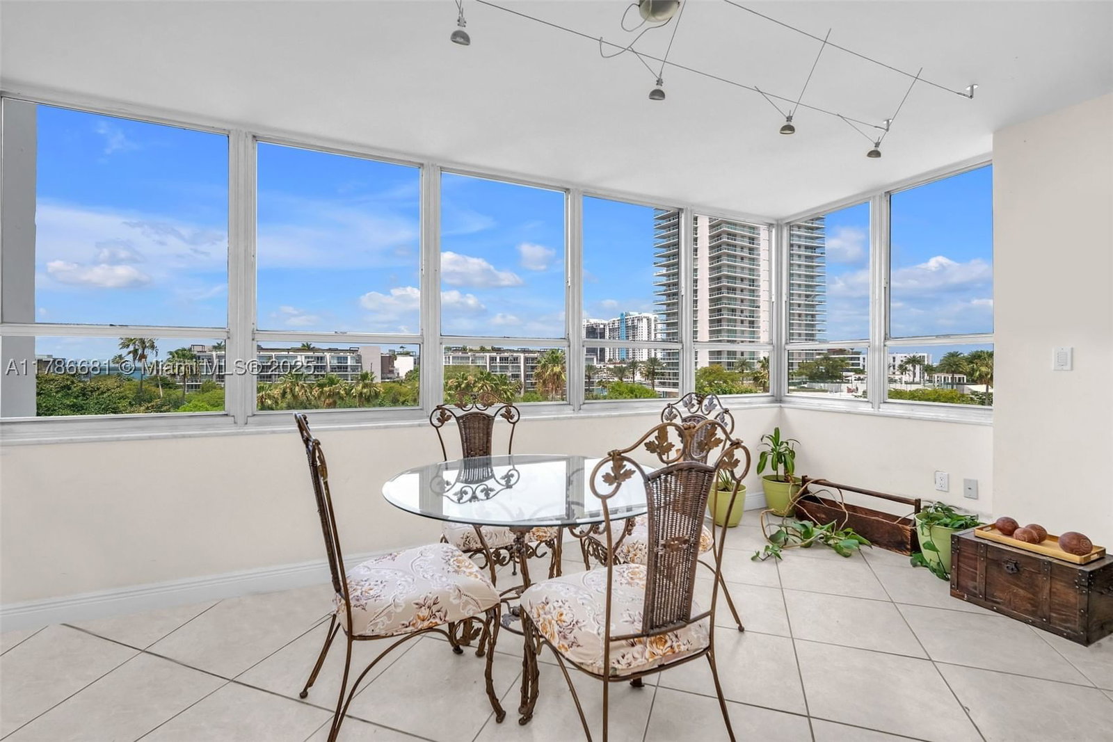 Real estate property located at 11 Island Ave #512, Miami-dade, Costa Brava Condo, Miami Beach, FL