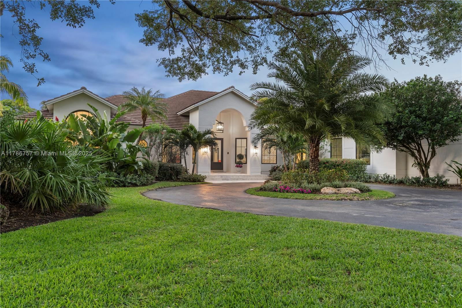 Real estate property located at 6821 104th St, Miami-dade, Van Haven Estates, Pinecrest, FL