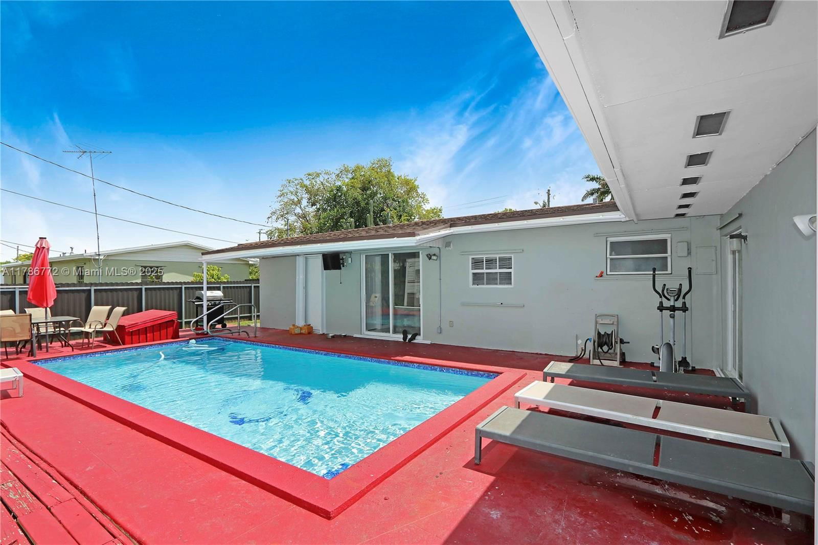 Real estate property located at 1762 8th Ave, Miami-dade, Laurel Manor, Homestead, FL
