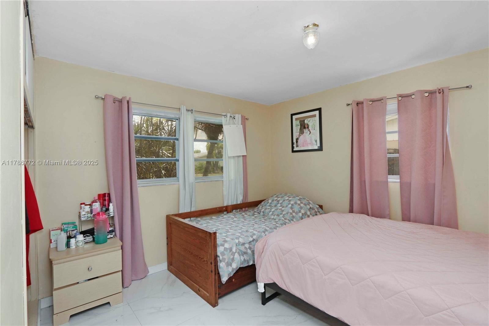Real estate property located at 1762 8th Ave, Miami-dade, Laurel Manor, Homestead, FL