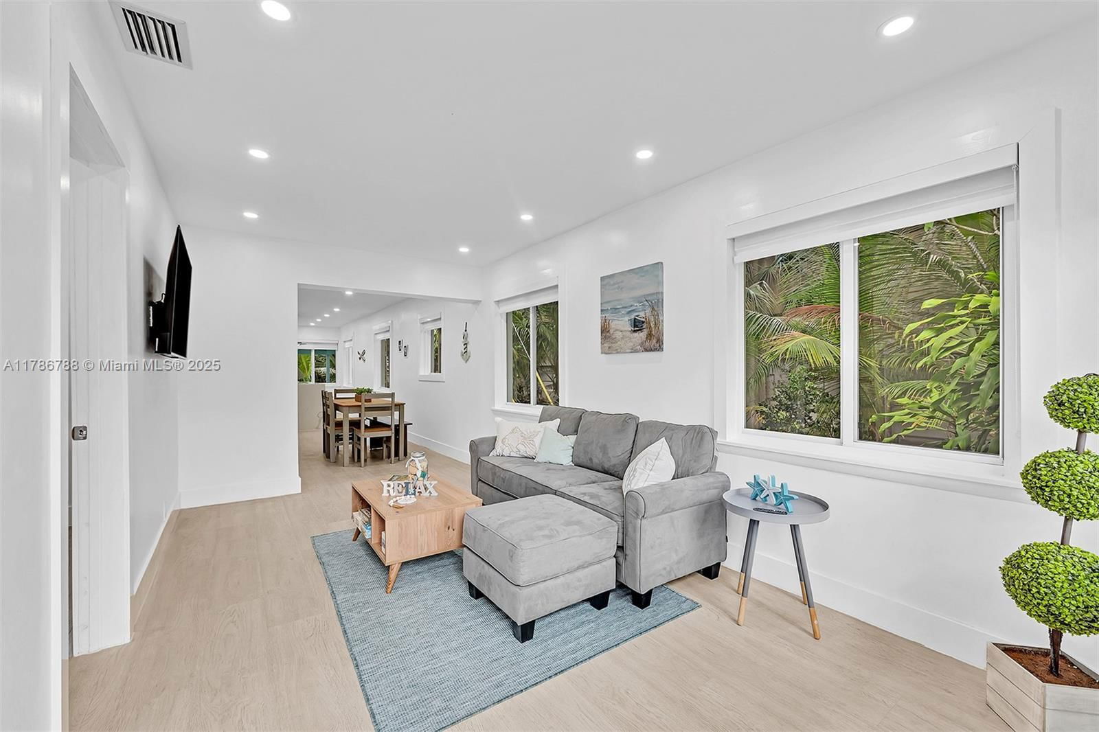 Real estate property located at 1960 Riverside Dr, Broward, Riverside Park, Fort Lauderdale, FL