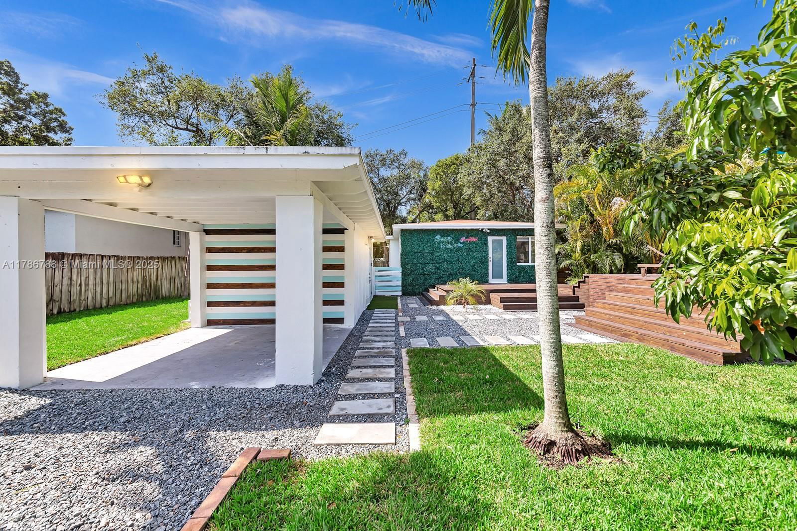 Real estate property located at 1960 Riverside Dr, Broward, Riverside Park, Fort Lauderdale, FL