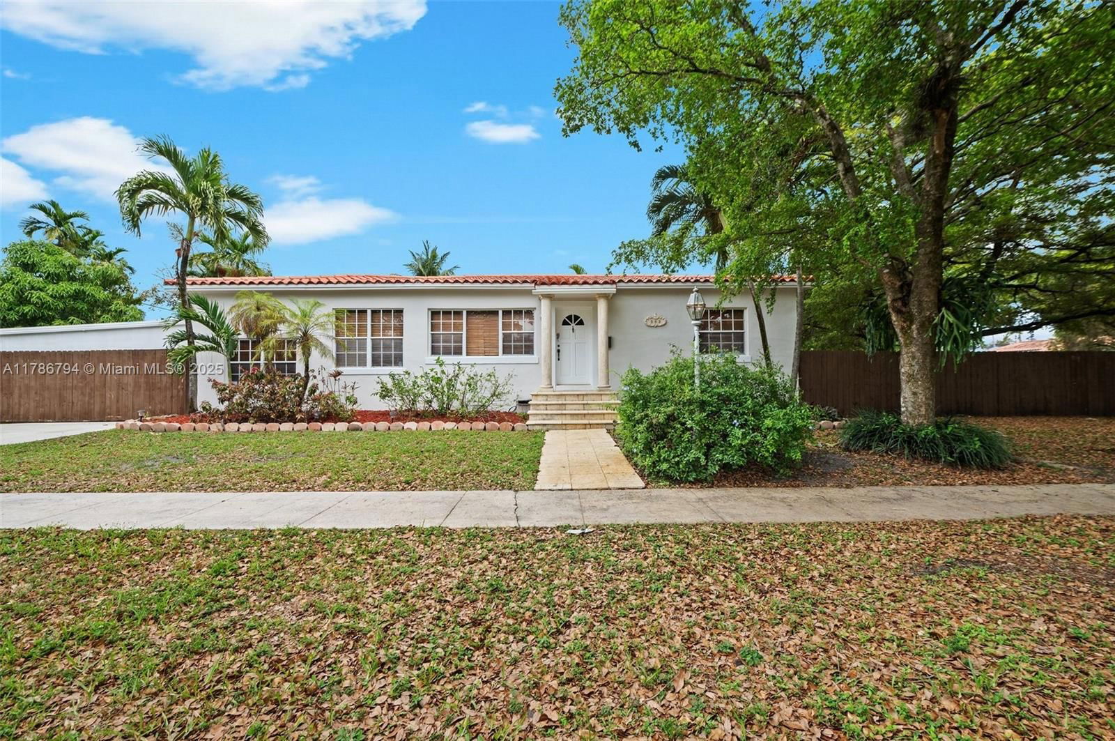 Real estate property located at 541 Lenape Dr, Miami-dade, Spring View, Miami Springs, FL