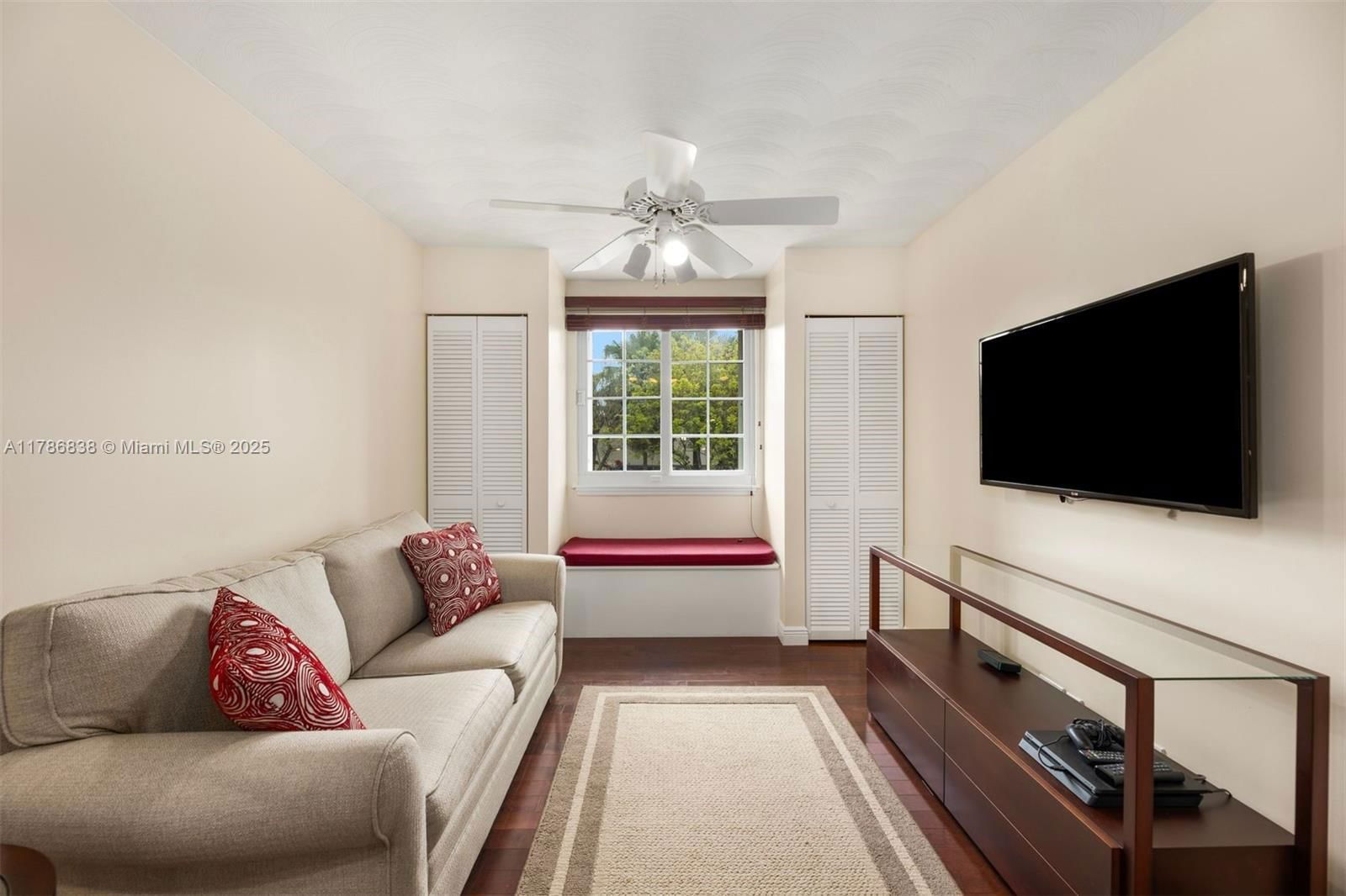Real estate property located at 14612 153rd Ct, Miami-dade, Country Walk Sec 6, Miami, FL