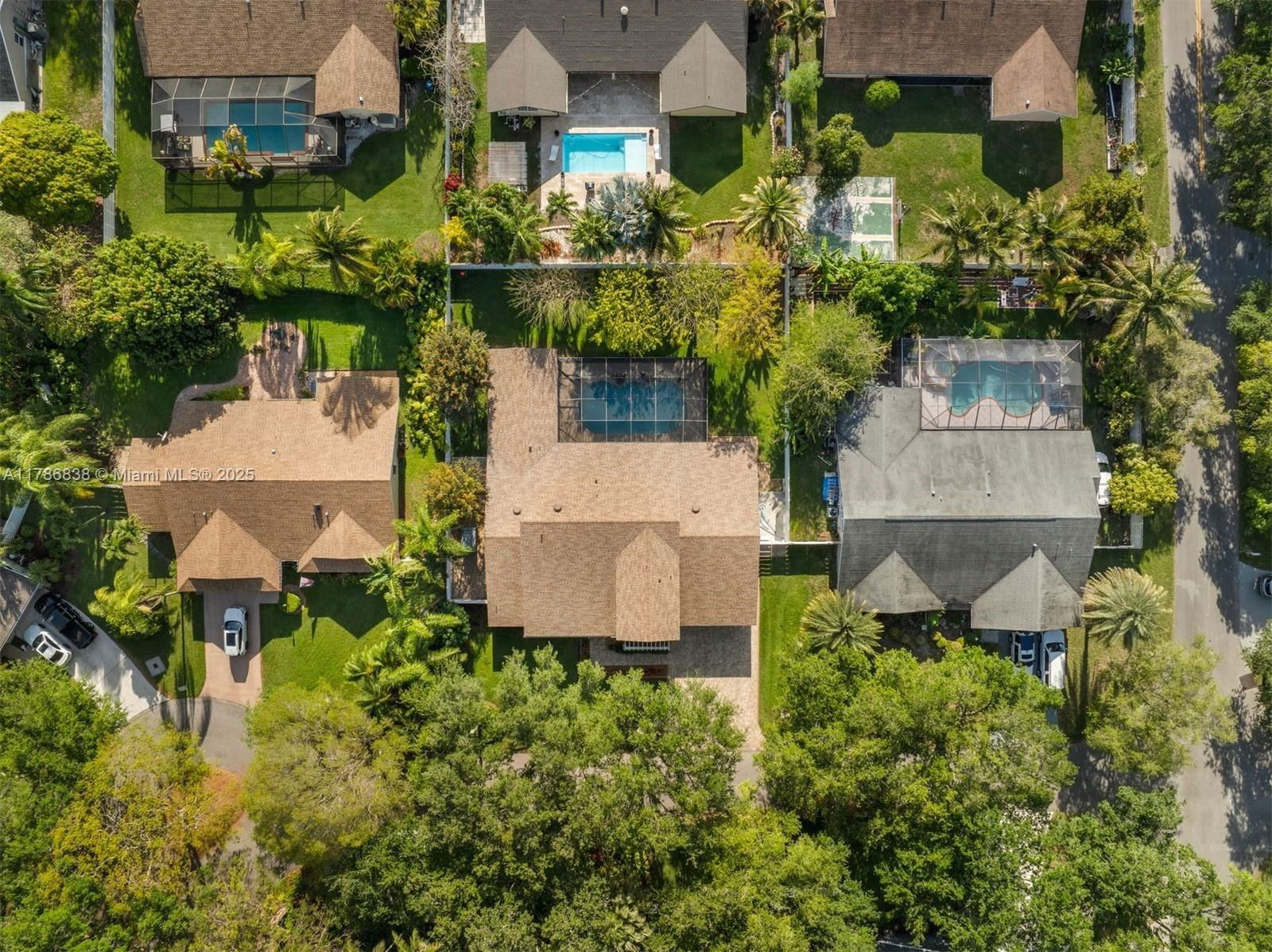 Real estate property located at 14612 153rd Ct, Miami-dade, Country Walk Sec 6, Miami, FL
