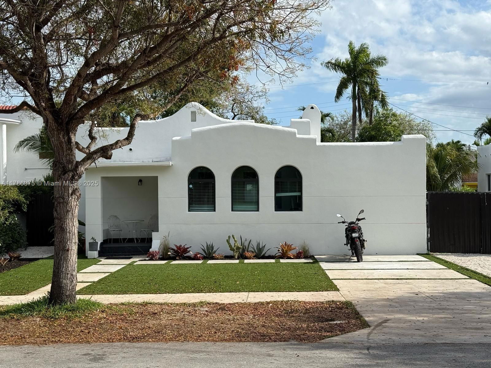 Real estate property located at 2360 12th St, Miami-dade, Byan Park, Miami, FL