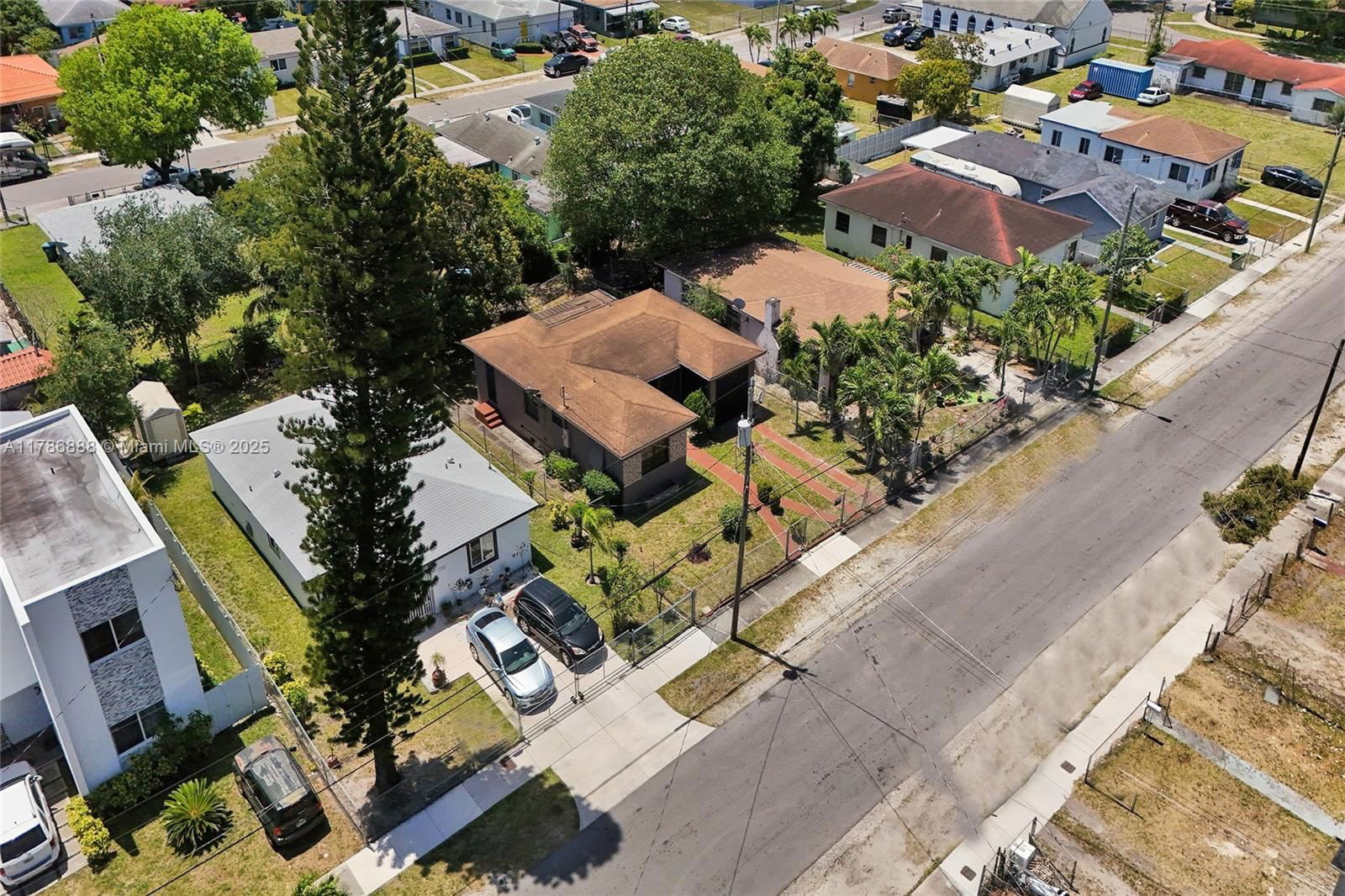 Real estate property located at 1340 70th St, Miami-dade, Liberty City Homesites, Miami, FL