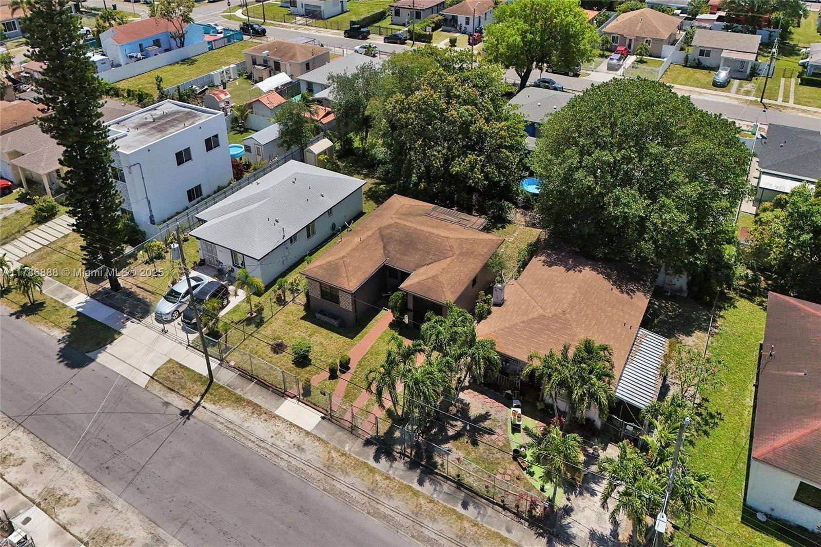 Real estate property located at 1340 70th St, Miami-dade, Liberty City Homesites, Miami, FL