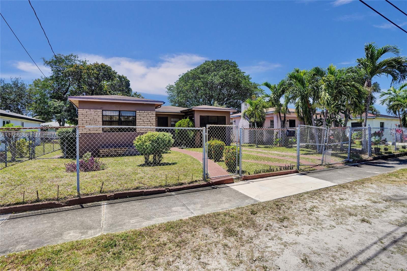 Real estate property located at 1340 70th St, Miami-dade, Liberty City Homesites, Miami, FL