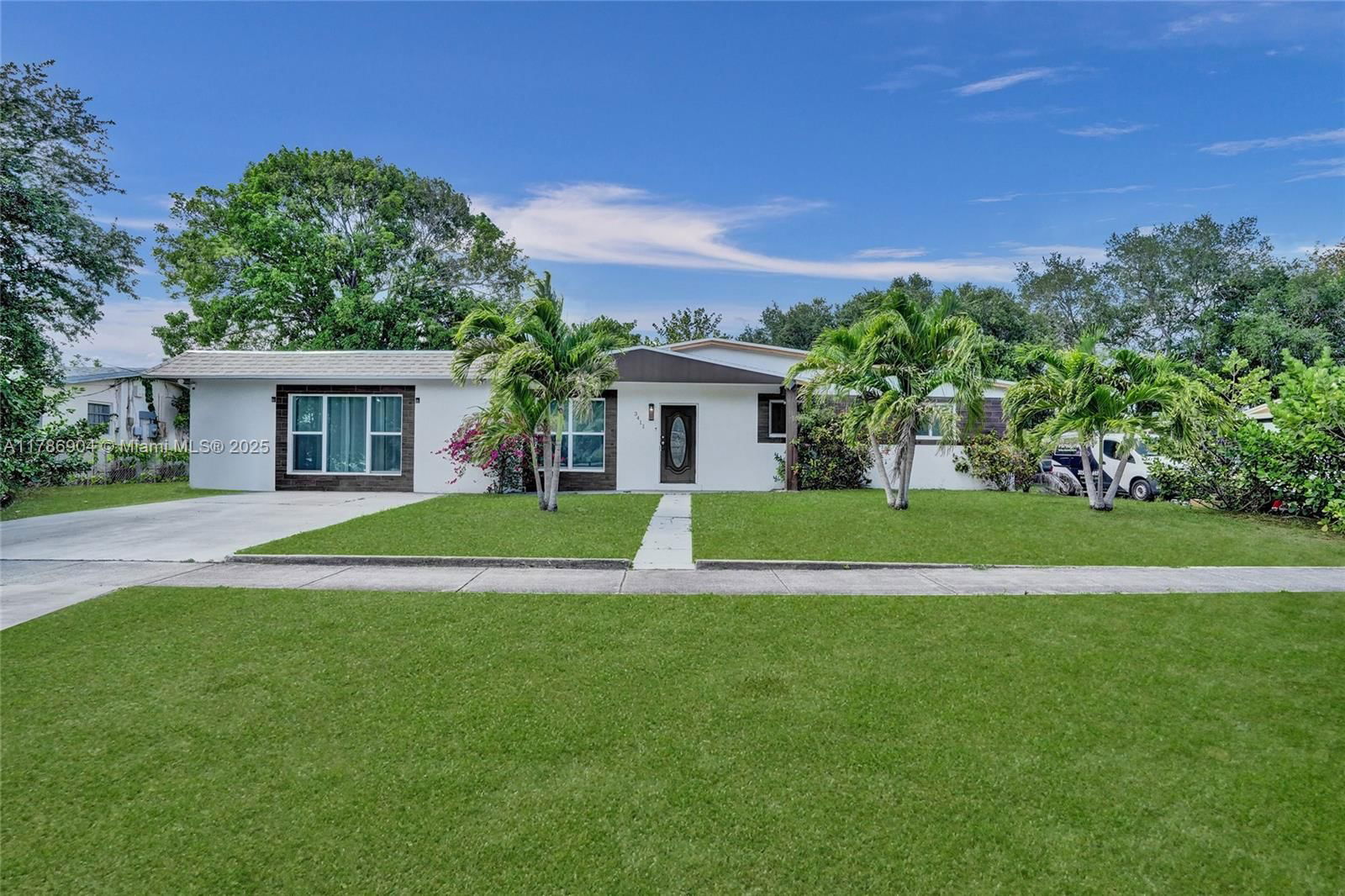 Real estate property located at 3411 36th St, Broward, Lake Forest Sec 4, West Park, FL