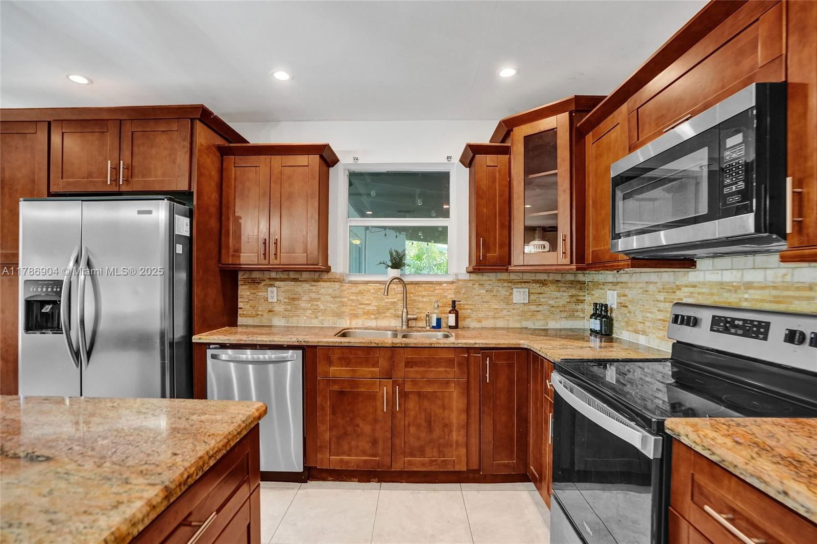 Real estate property located at 3411 36th St, Broward, Lake Forest Sec 4, West Park, FL