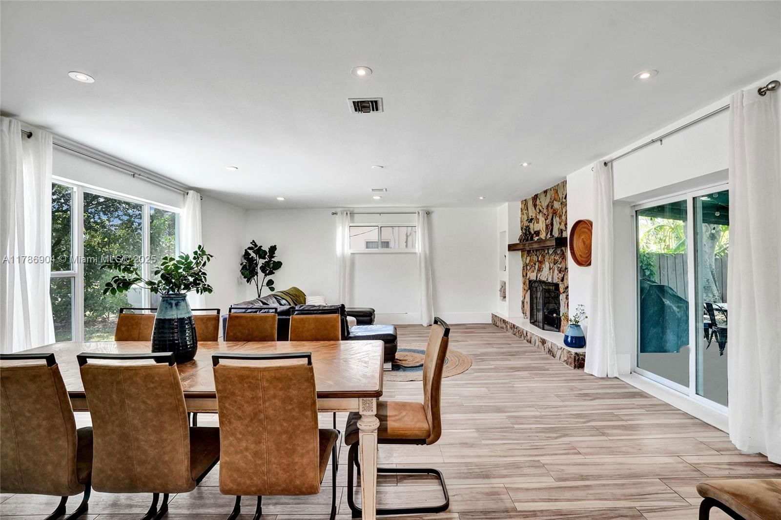 Real estate property located at 3411 36th St, Broward, Lake Forest Sec 4, West Park, FL