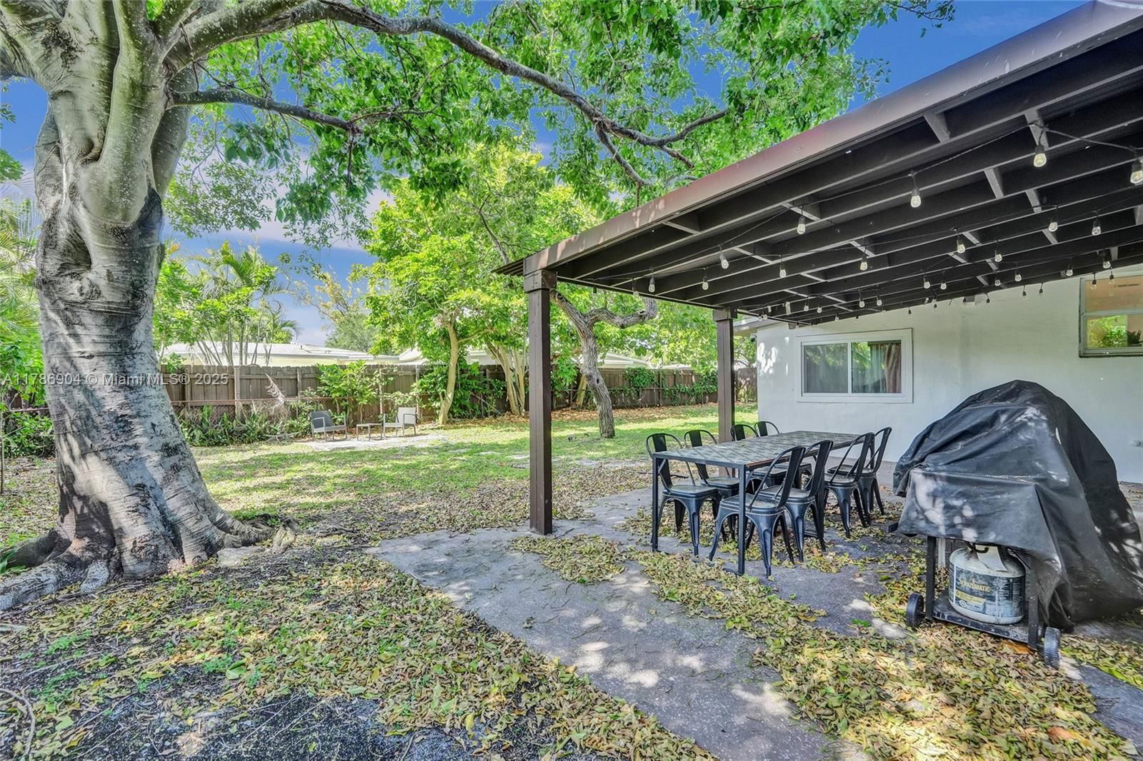 Real estate property located at 3411 36th St, Broward, Lake Forest Sec 4, West Park, FL