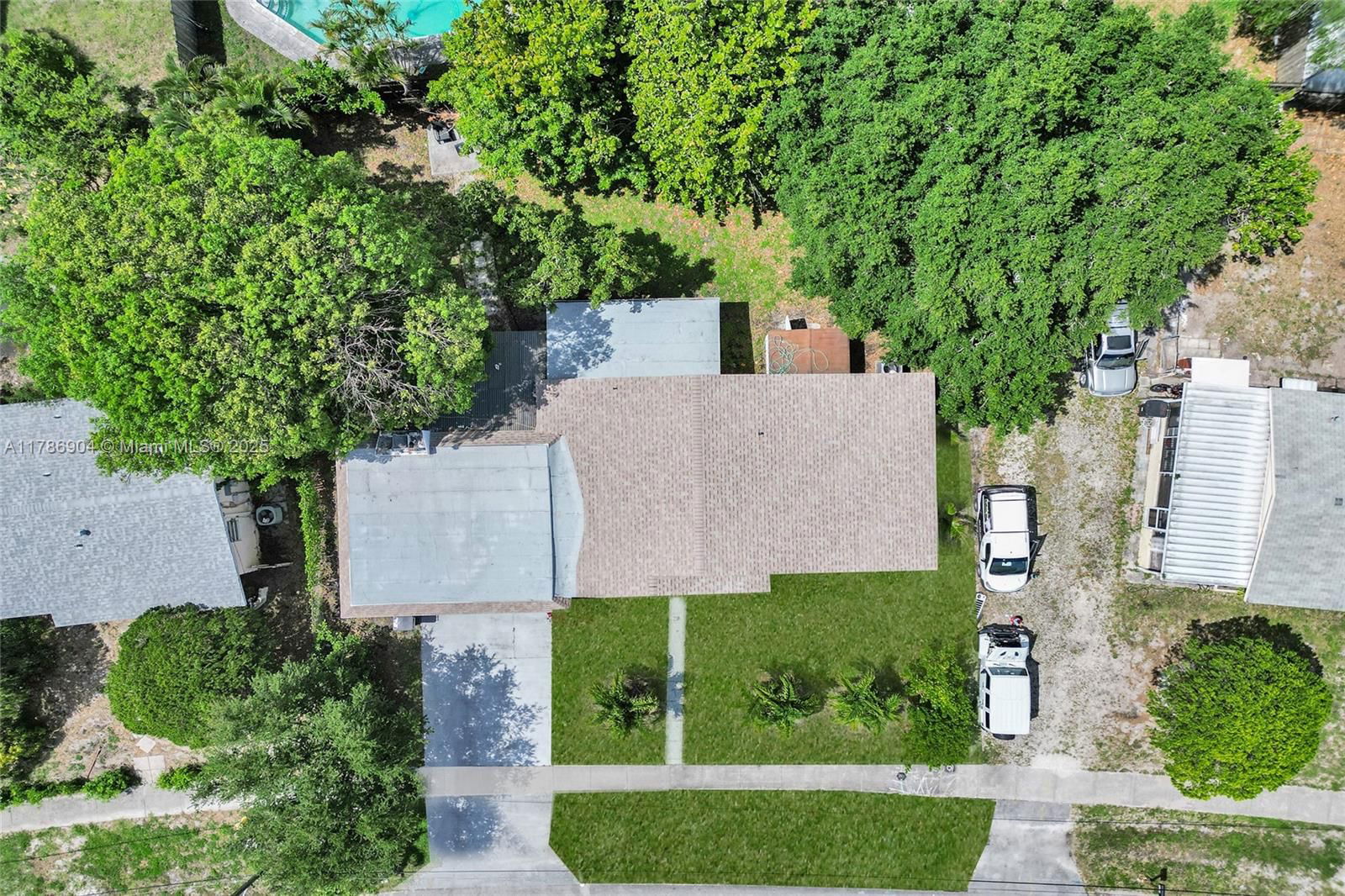 Real estate property located at 3411 36th St, Broward, Lake Forest Sec 4, West Park, FL