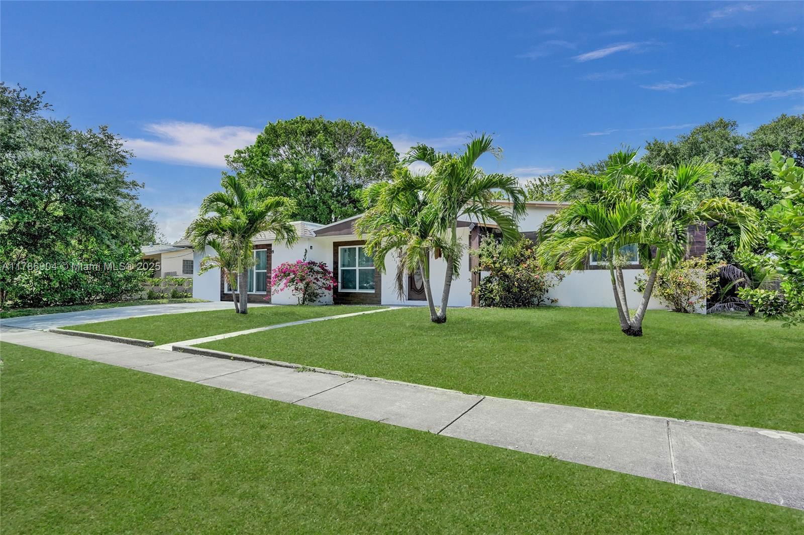 Real estate property located at 3411 36th St, Broward, Lake Forest Sec 4, West Park, FL