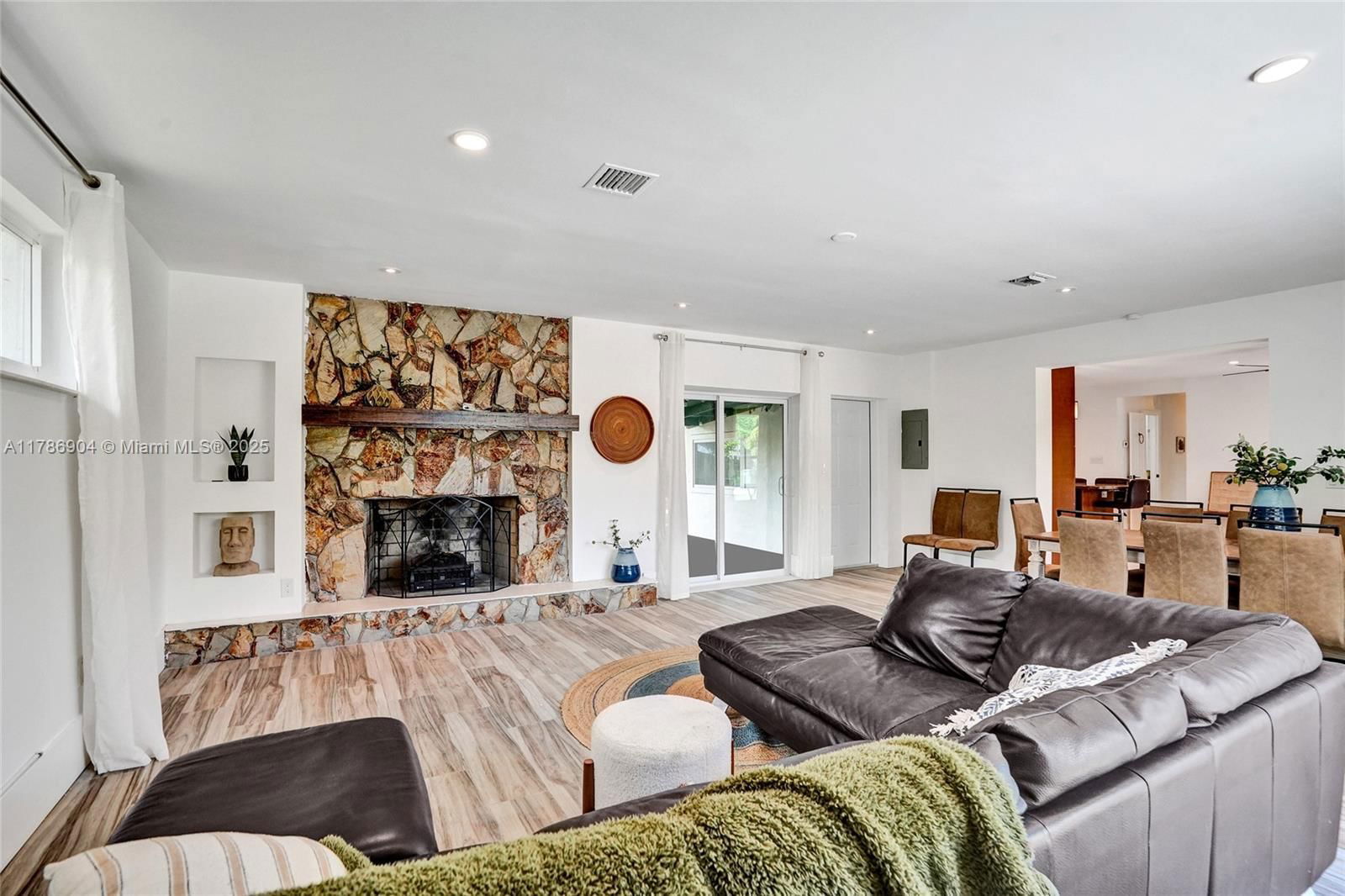 Real estate property located at 3411 36th St, Broward, Lake Forest Sec 4, West Park, FL