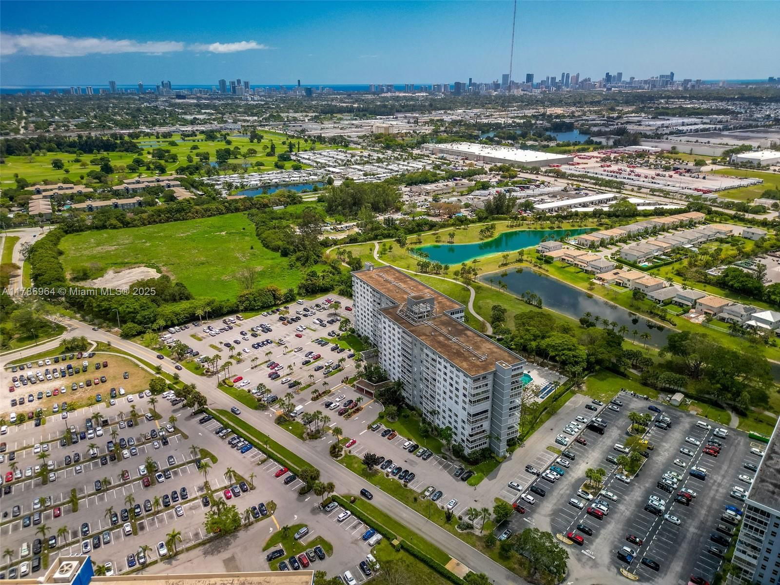 Real estate property located at 3800 Hillcrest Dr #210, Broward, Hillcrest East No 25 Cond, Hollywood, FL