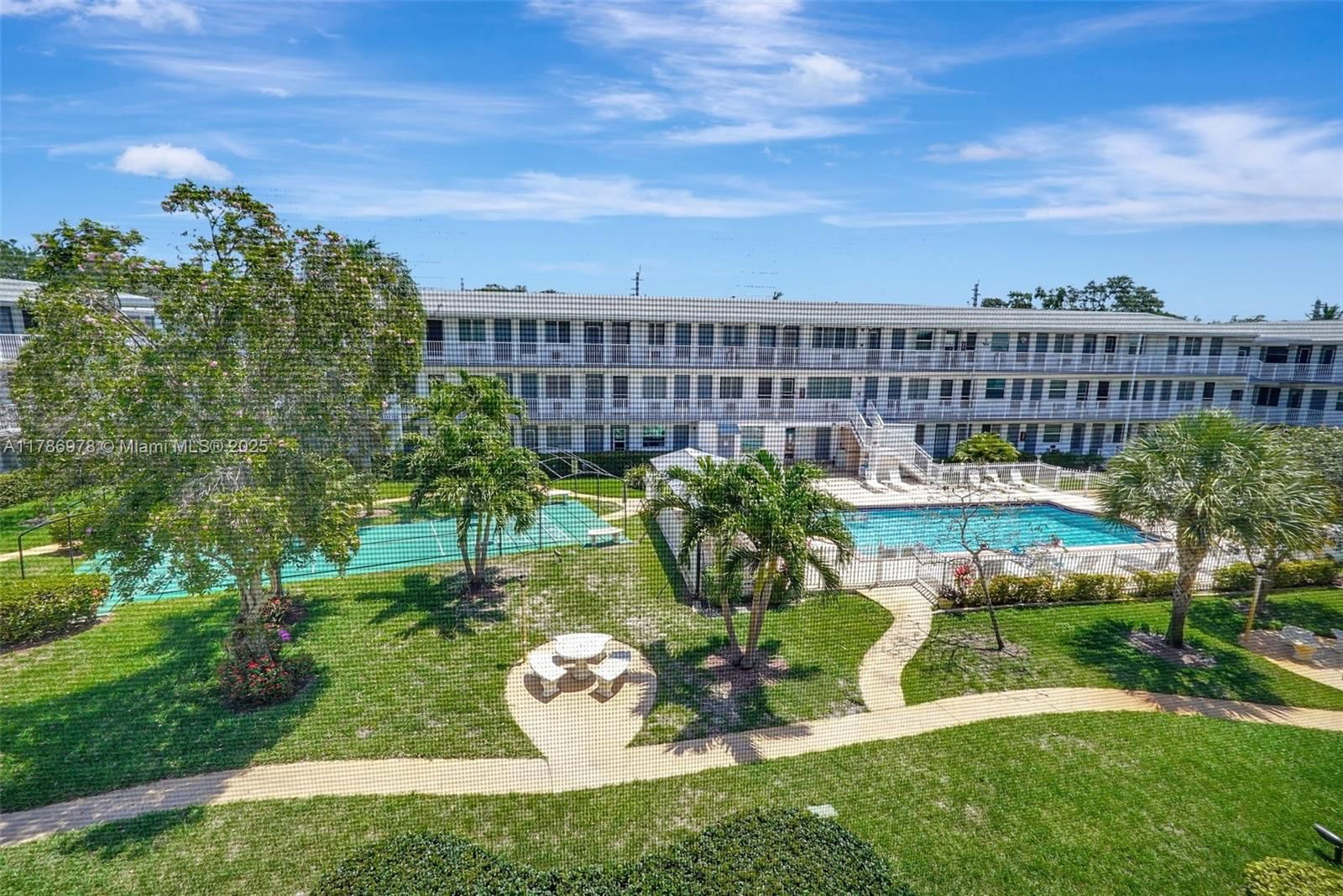 Real estate property located at 15610 6th Ave #34D, Miami-dade, Golden Towers Co-op, Miami, FL