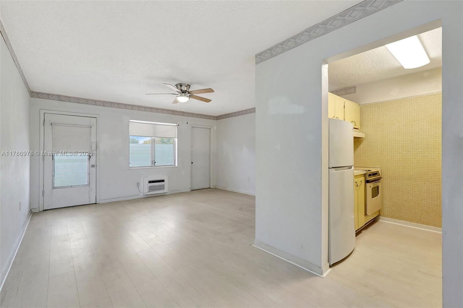 Real estate property located at 15610 6th Ave #34D, Miami-dade, Golden Towers Co-op, Miami, FL
